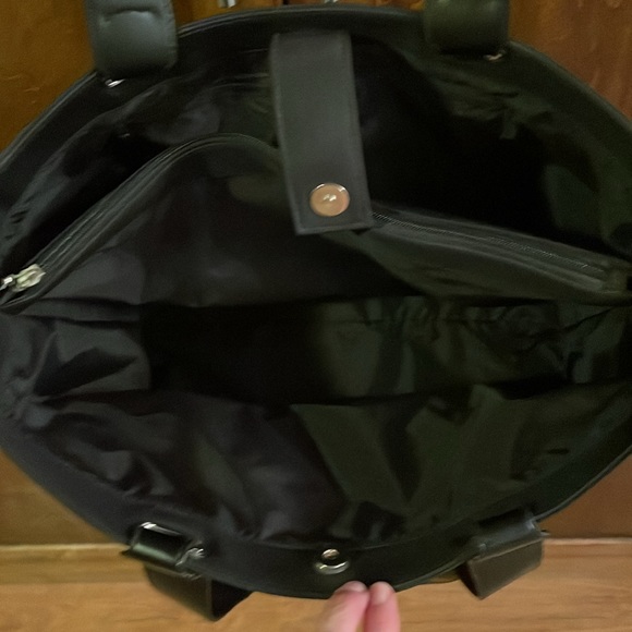 DKNY black tote. - Picture 8 of 10